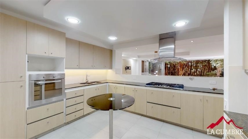 Casa en arriendo en Loma Del Chocho, Medellín · foto 5 de 12