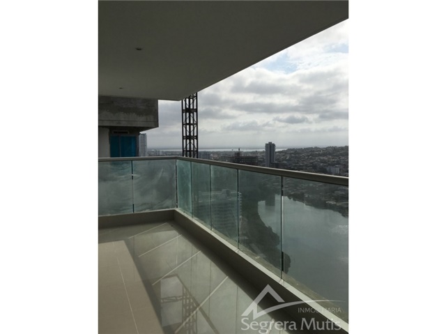 Apartamento en arriendo en El Laguito, Cartagena · foto 2 de 11