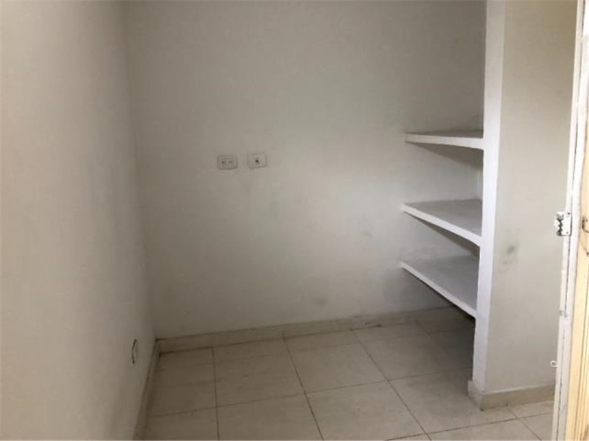 Casa de 18 alcobas en venta en Santa Monica Popular, Cali, 420 m² · foto 8 de 17