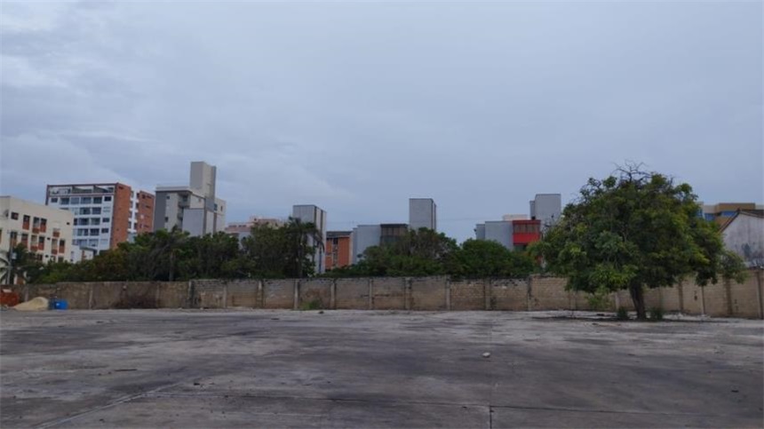 Lote en venta en Andalucia, Barranquilla, 8407 m² · foto 4 de 9