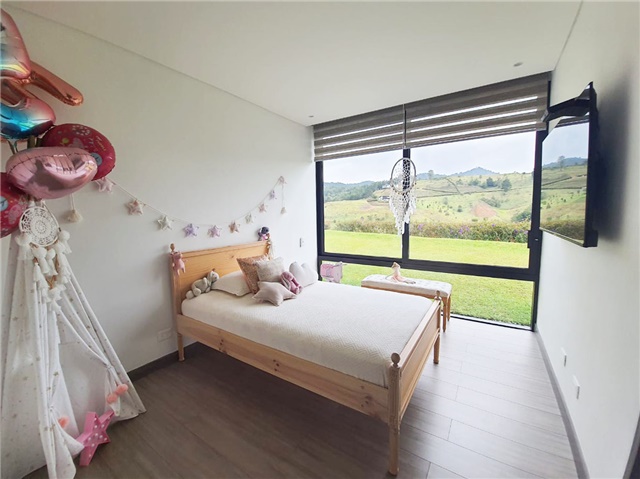 Casa de 3 alcobas en venta en Pantanillo, El Retiro, 248 m² · foto 8 de 13