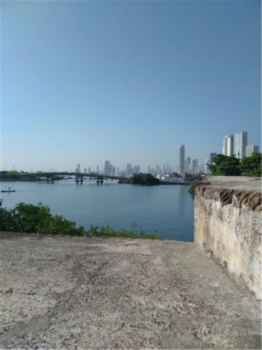 Casa de 3 alcobas en venta en Zona Industrial, Cartagena, 100 m² · foto 4 de 17