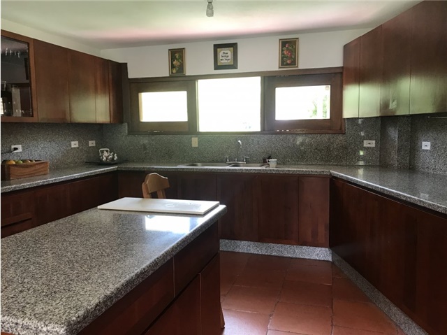 Casa de 3 alcobas en venta en Los Balsos, Medellín, 330 m² · foto 10 de 24
