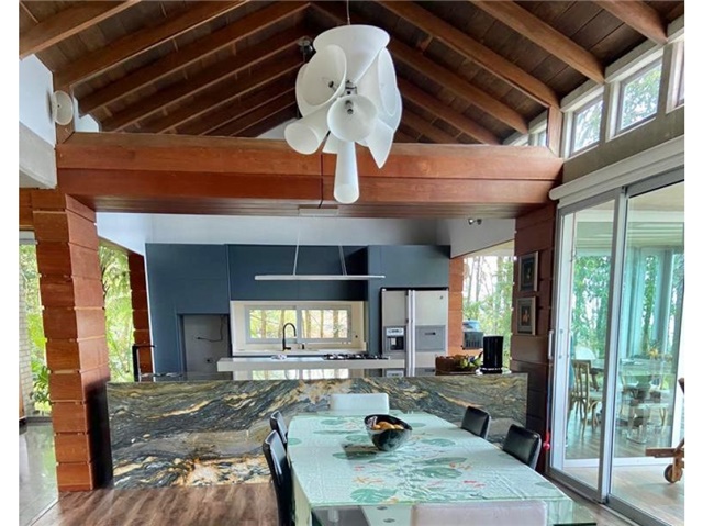 Casa de 4 alcobas en venta en Las Palmas, Medellín, 450 m² · foto 4 de 24