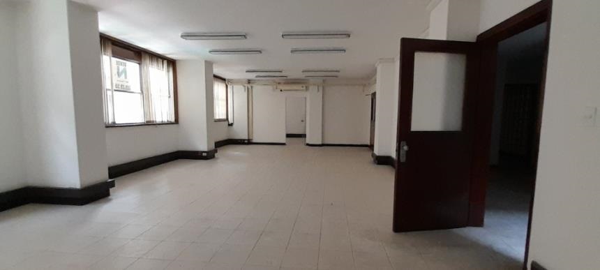 Local en arriendo en La Candelaria, Medellín, 1129 m² · foto 12 de 17