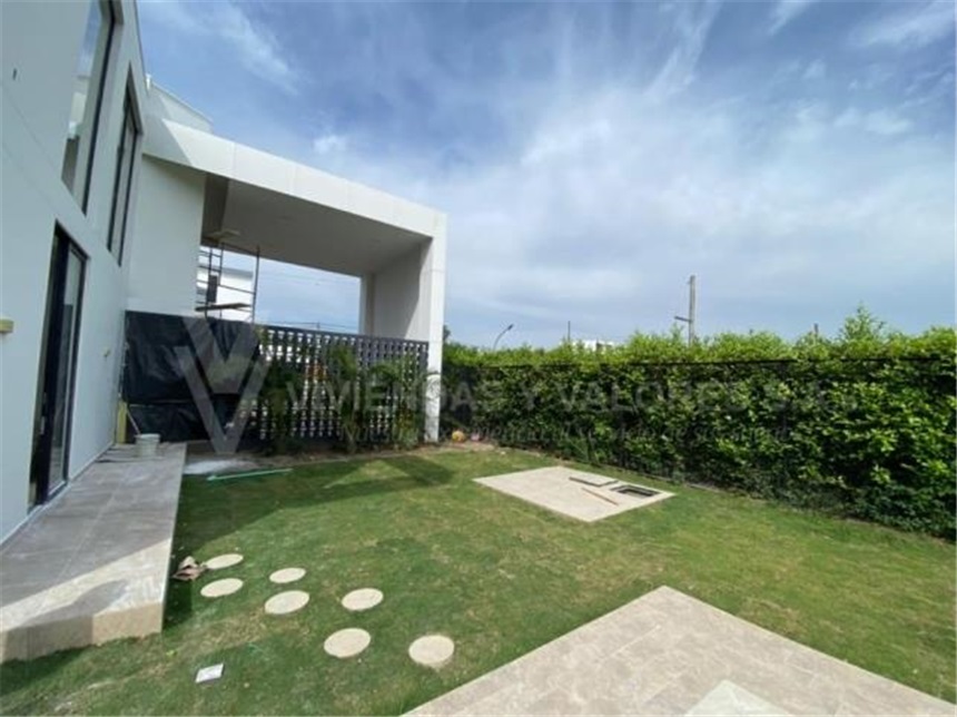 Casa de 6 alcobas en venta en Bocono, Villa del Rosario, 450 m² · foto 2 de 3