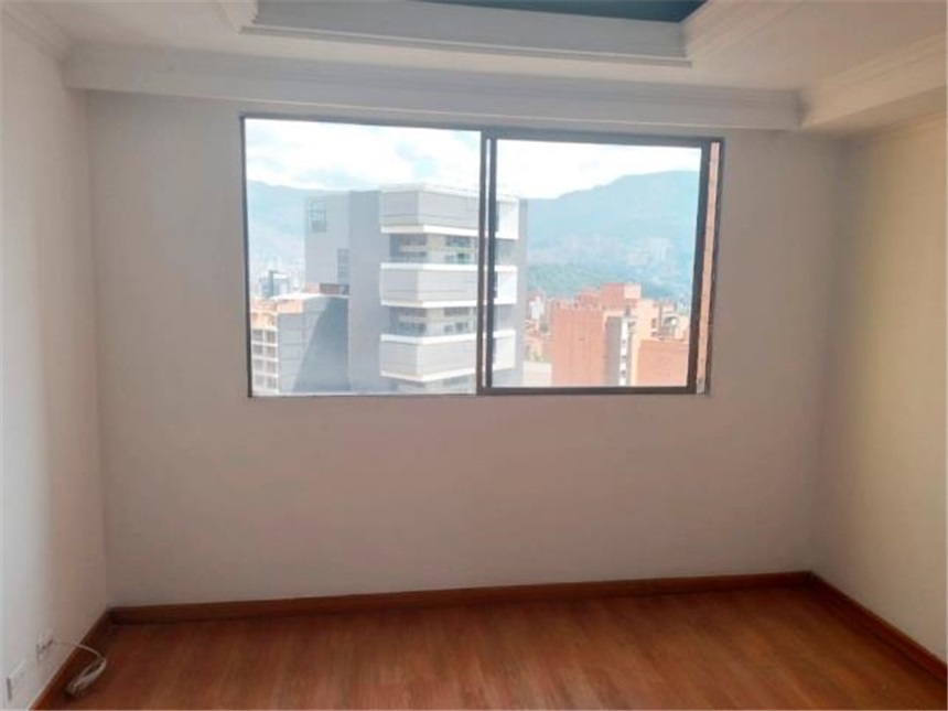 Apartamento de 4 alcobas en arriendo en Laureles, Medellín, 178 m² · foto 13 de 20