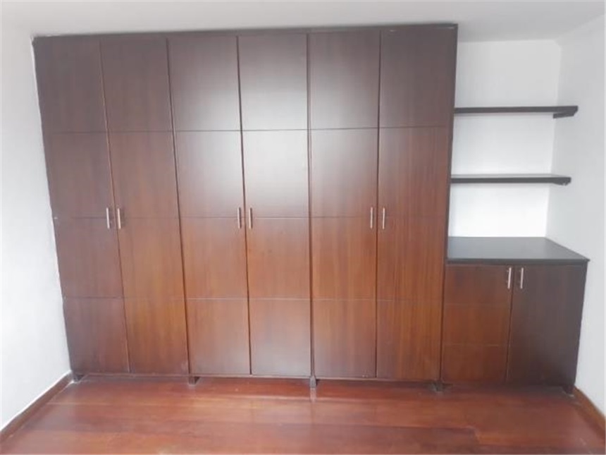 Apartamento de 4 alcobas en arriendo en Laureles, Medellín, 178 m² · foto 9 de 20
