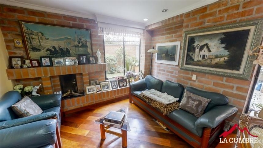 Casa de 5 alcobas en venta en El Castillo, Medellín, 322 m² · foto 9 de 12