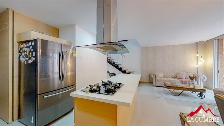Casa de 3 alcobas en venta en Loma El Atravesado, Envigado, 219 m² · foto 6 de 12