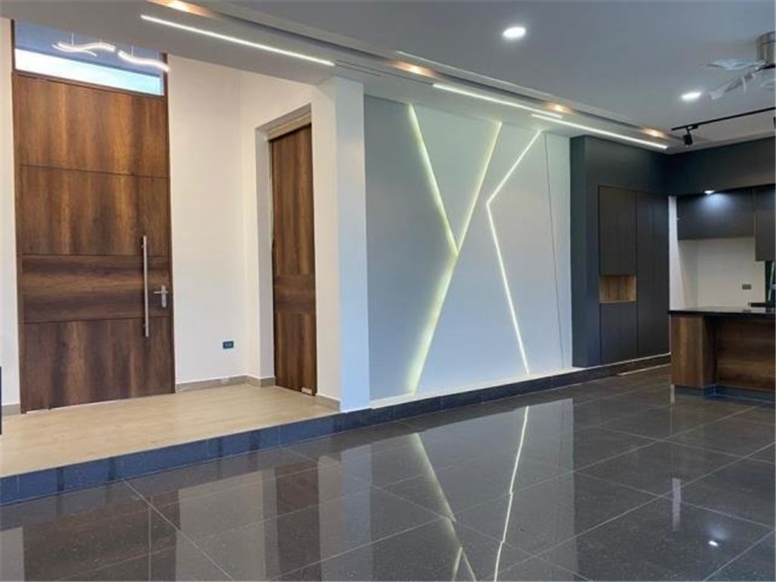 Casa de 4 alcobas en venta en Alto De Combeima, Ibagué, 320 m² · foto 3 de 24