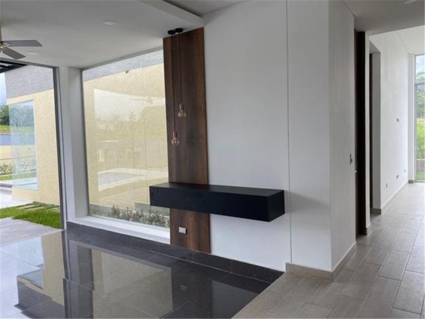 Casa de 4 alcobas en venta en Alto De Combeima, Ibagué, 320 m² · foto 14 de 24