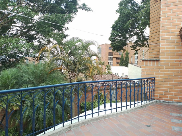 Casa de 5 alcobas en venta en Los Balsos No.2, Medellín, 280 m² · foto 17 de 19