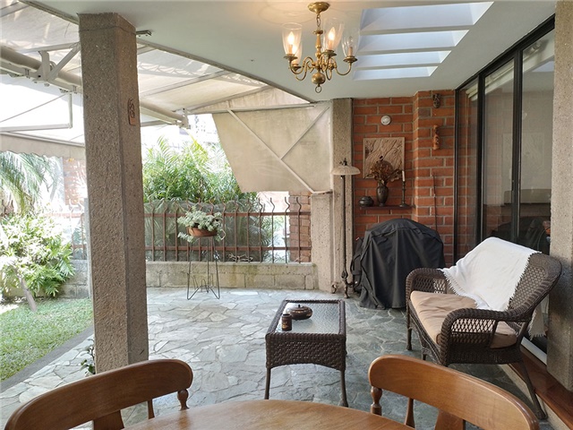Casa de 5 alcobas en venta en Los Balsos No.2, Medellín, 280 m² · foto 18 de 19