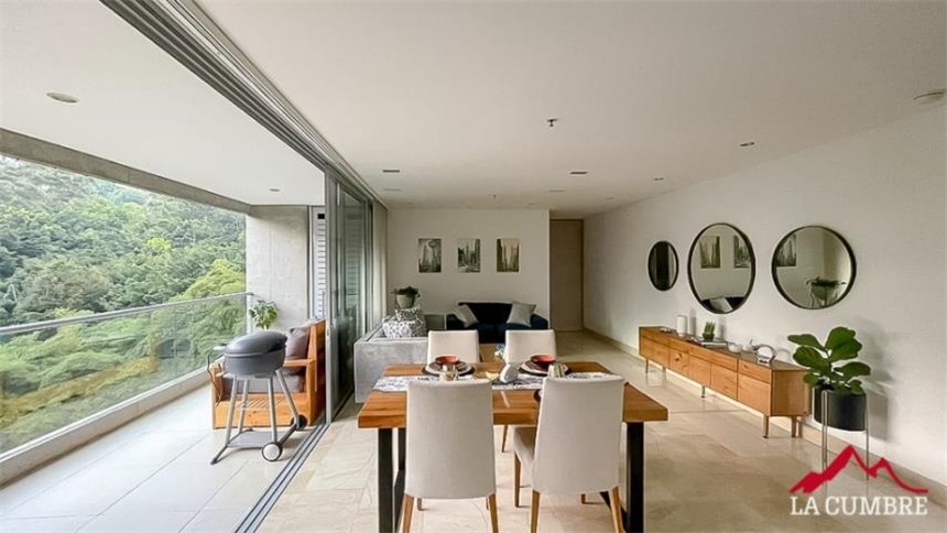 Apartamento de 3 alcobas en arriendo en Las Lomas, Medellín, 140 m² · foto 2 de 12