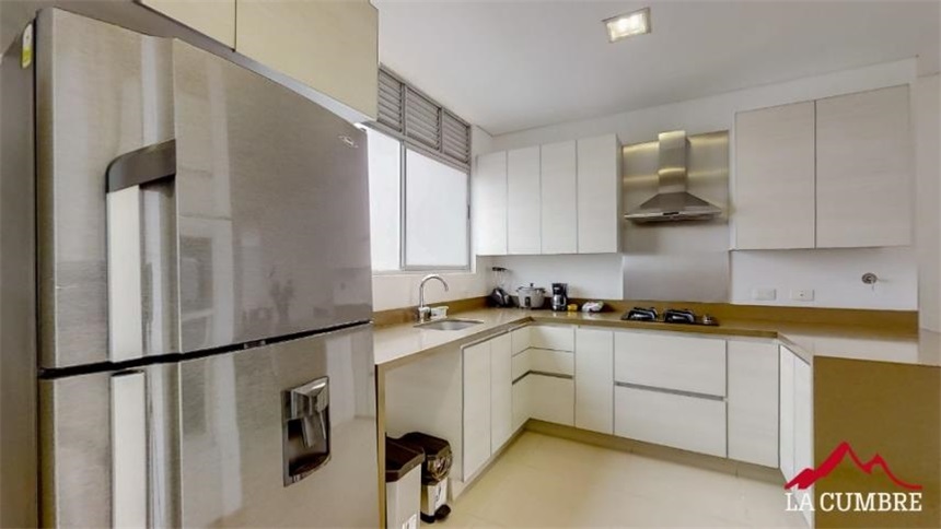 Apartamento de 3 alcobas en arriendo en Alejandría, Medellín, 200 m² · foto 9 de 16