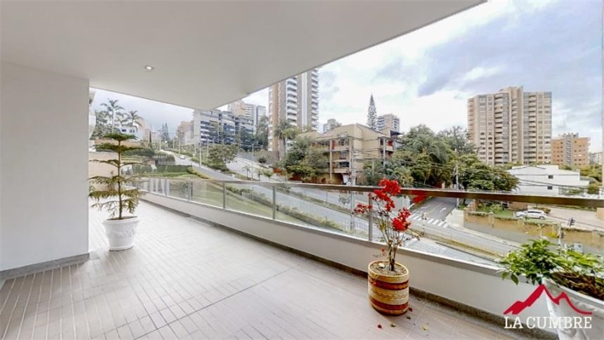 Apartamento de 3 alcobas en arriendo en Alejandría, Medellín, 200 m² · foto 3 de 16