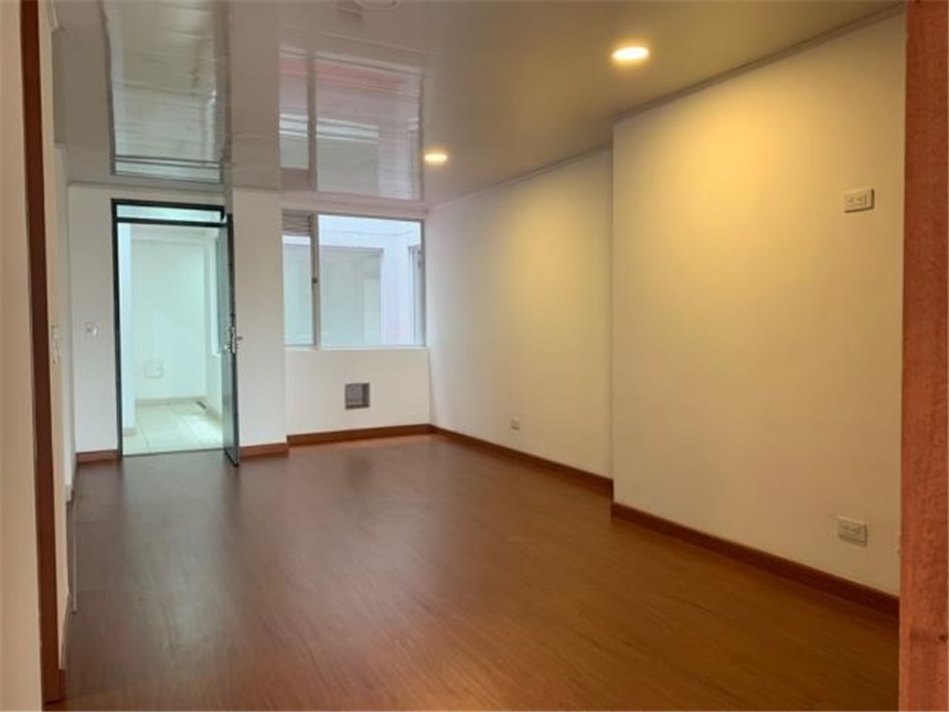 Apartamento en venta en Bravo Paez, Bogotá · foto 3 de 24