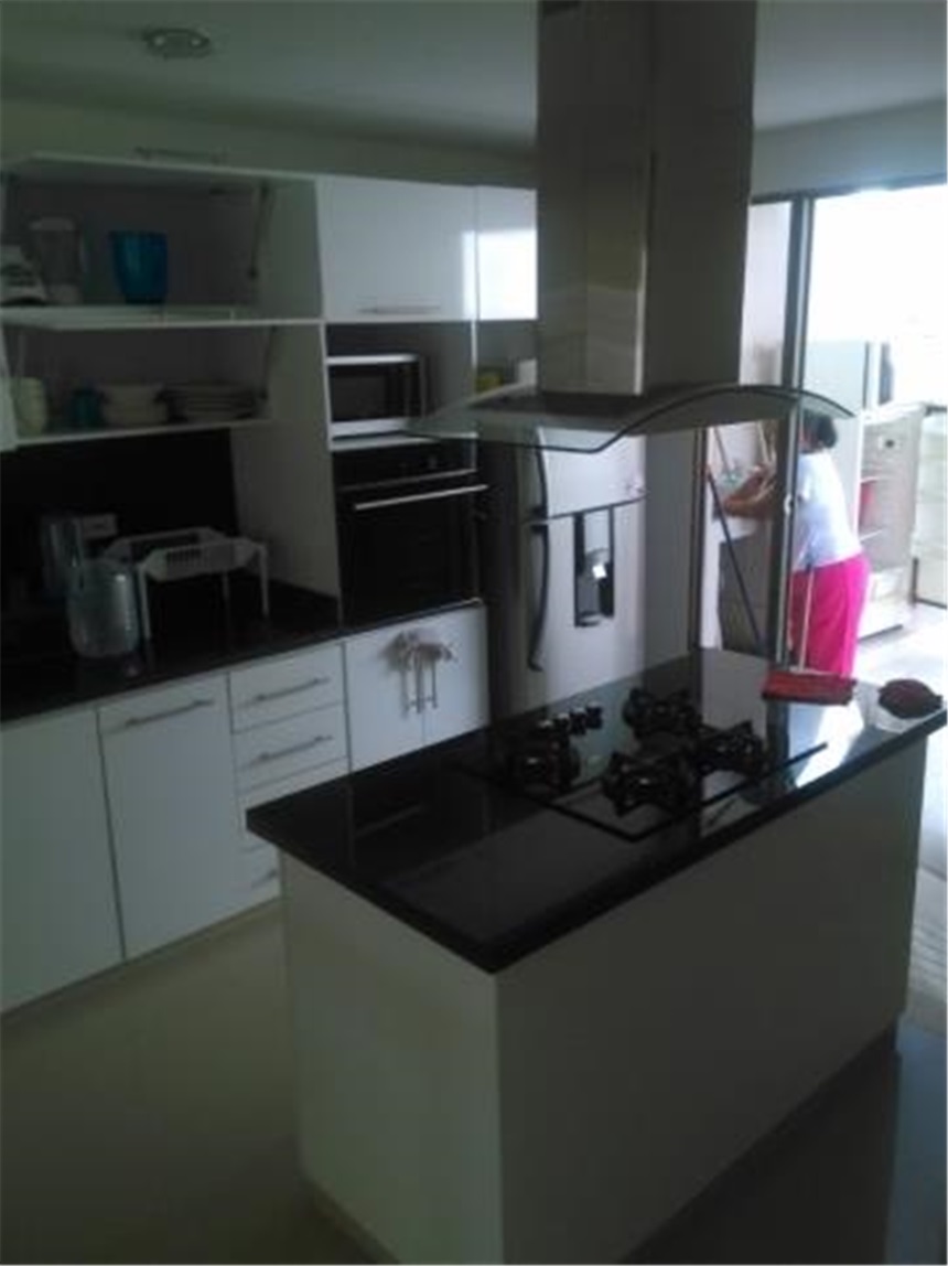 Casa de 4 alcobas en venta en Girardot, Girardot, 139 m² · foto 3 de 22