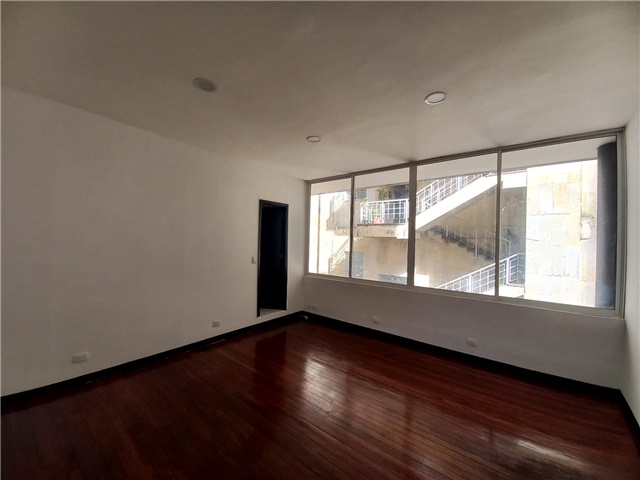 Oficina en Arriendo - Vista 2