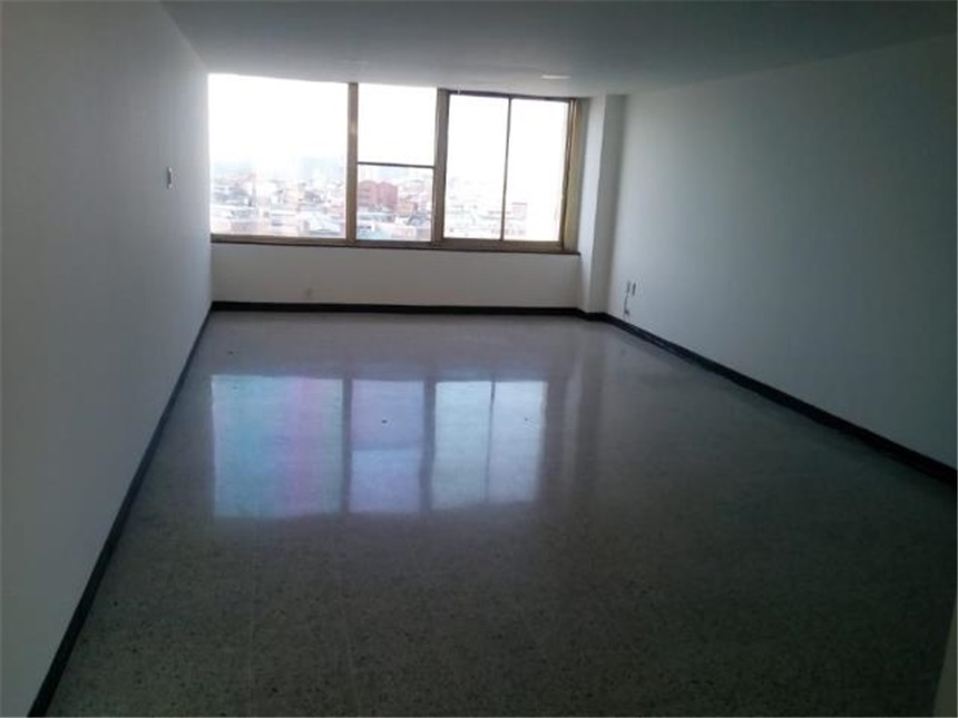 Oficina en arriendo en Centro, Bucaramanga, 30 m² · foto 3 de 4