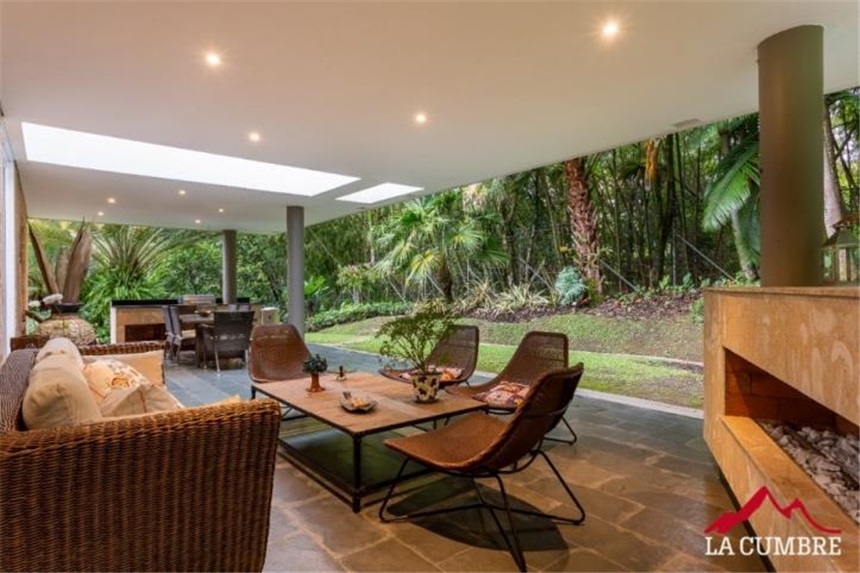 Casa en venta en El Poblado, Medellín 5