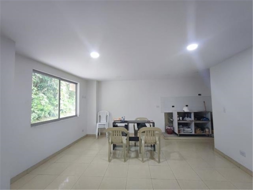 Local en venta en Los Alcazares, Manizales, 41 m² · foto 3 de 12