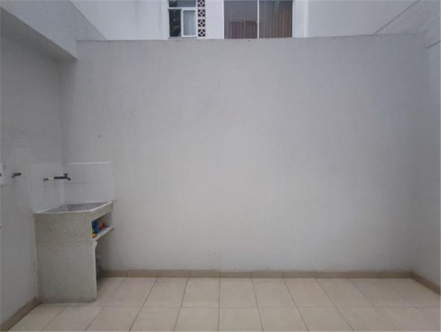 Local en venta en Los Alcazares, Manizales, 41 m² · foto 11 de 12