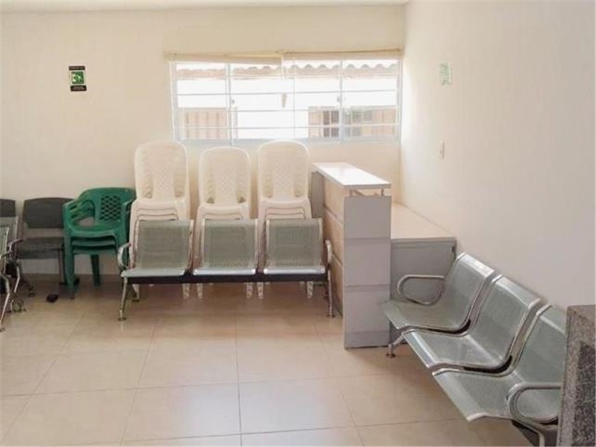 Casa de 5 alcobas en venta en El Recreo, Barranquilla, 404 m² · foto 11 de 15