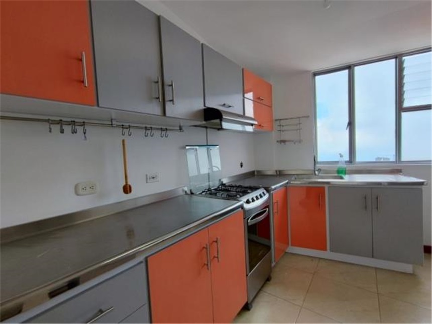 Casa en venta en Los Alcazares, Manizales · foto 4 de 24