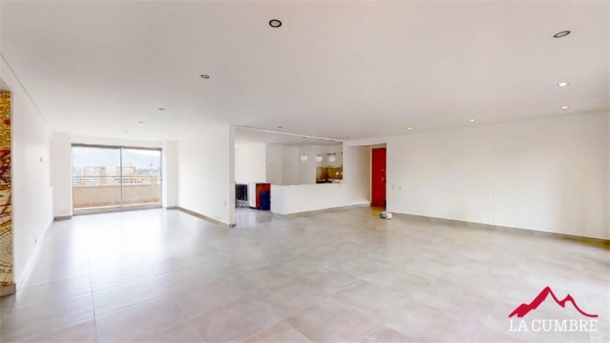 Apartamento de 3 alcobas en arriendo en El Tesoro, Medellín, 320 m² · foto 4 de 10