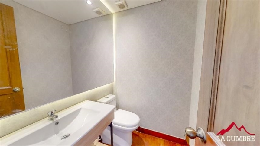 Apartamento de 3 alcobas en arriendo en El Tesoro, Medellín, 320 m² · foto 6 de 10