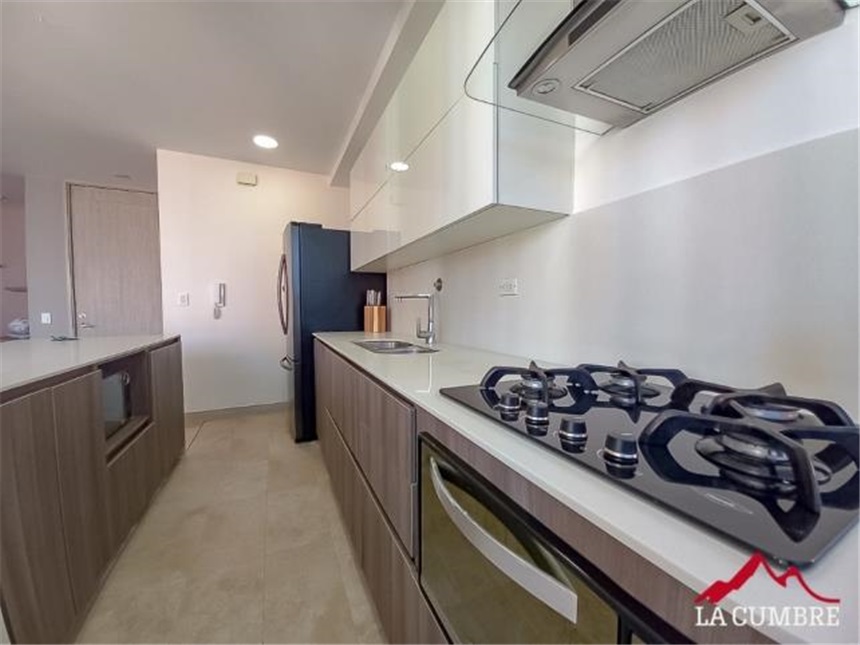 Apartamento de 3 alcobas en arriendo en Las Lomas, Medellín, 150 m² · foto 6 de 10