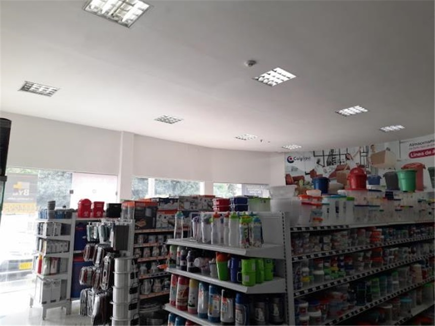 Local en arriendo en Colombia, Medellín, 780 m² · foto 5 de 15