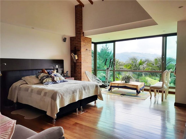 Casa de 3 alcobas en venta en El Retiro, 300 m² · foto 11 de 19