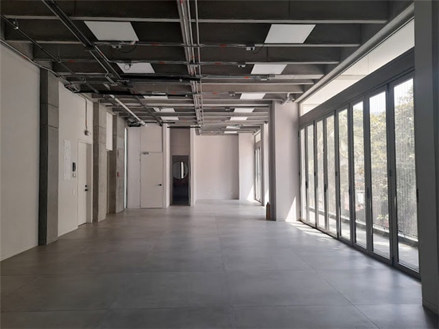 Local en arriendo en El Poblado, Medellín, 130 m² · foto 4 de 9