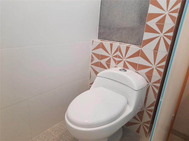 Local en arriendo en El Poblado, Medellín, 130 m² · foto 8 de 9