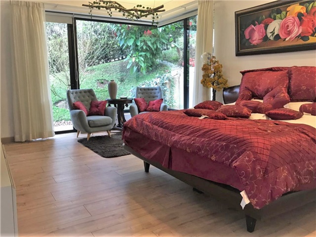 Casa de 3 alcobas en venta en Escobero, Envigado, 300 m² · foto 6 de 16