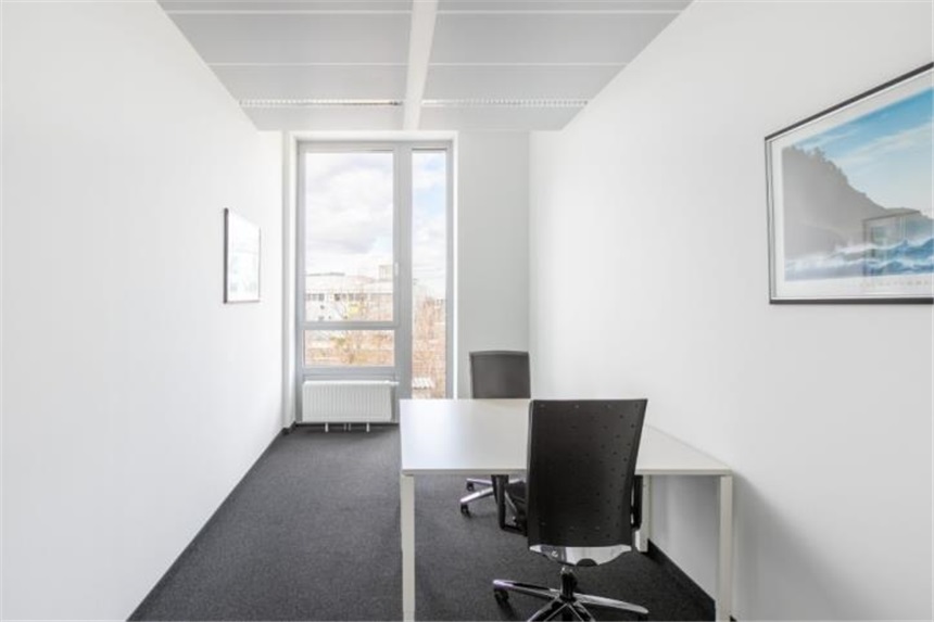 Oficina en Arriendo – další