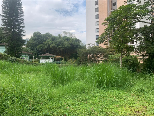 Lote en venta en Loma De Las Brujas, Envigado, 1350 m² · foto 4 de 10