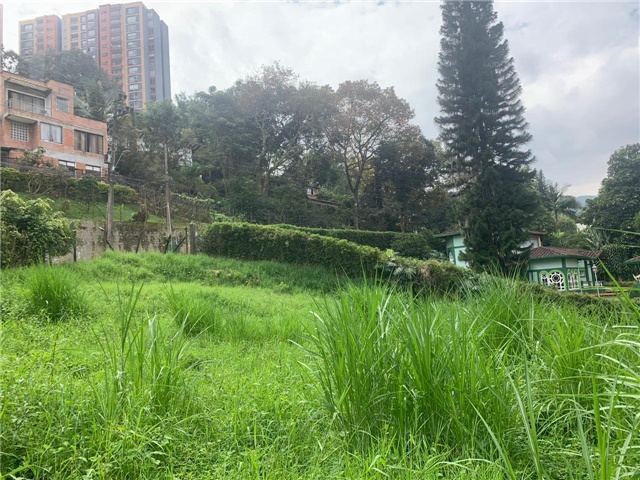 Lote en venta en Loma De Las Brujas, Envigado, 1350 m² · foto 7 de 10