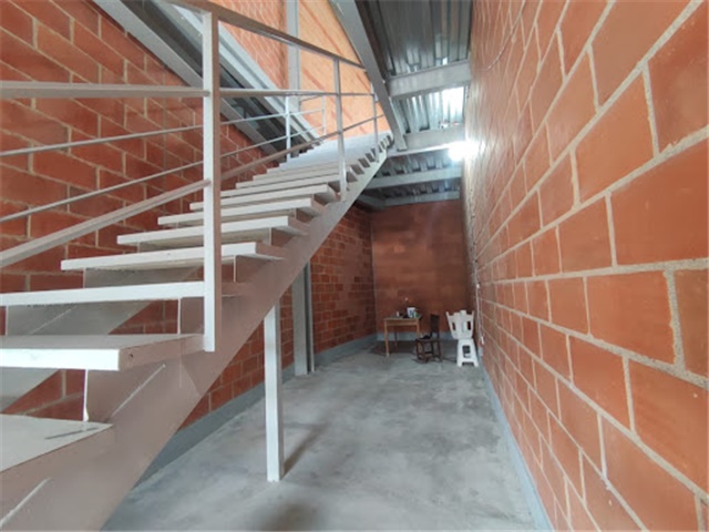Local en Arriendo - Vista 2
