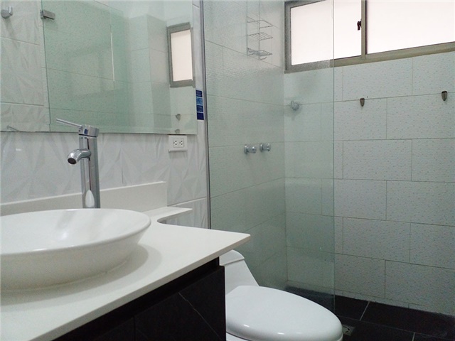 Casa de 4 alcobas en venta en Los Balsos No.2, Medellín, 400 m² · foto 17 de 19
