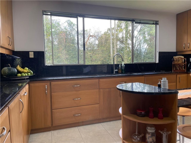 Casa de 4 alcobas en arriendo en El Campestre, Medellín, 359 m² · foto 5 de 20
