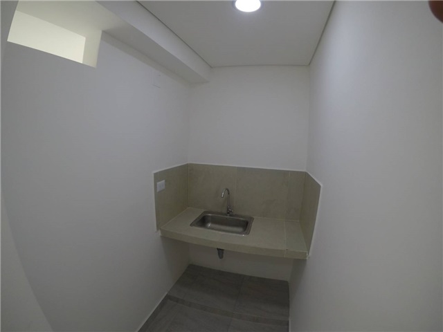 Local en Arriendo - Vista 2
