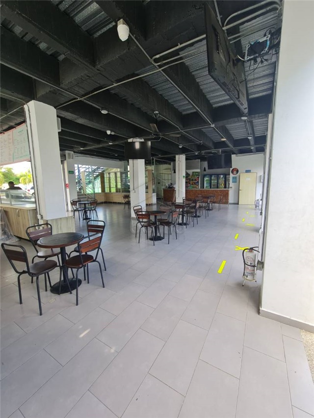 Local en arriendo en Los Laureles, Montería, 1700 m² · foto 9 de 24