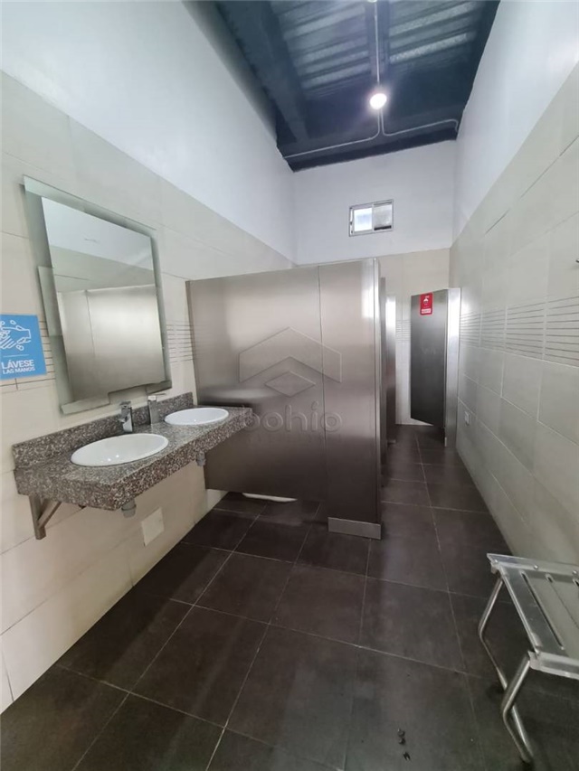 Local en arriendo en Los Laureles, Montería, 1700 m² · foto 21 de 24