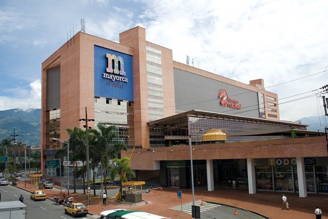 Local en Arriendo - Vista 2
