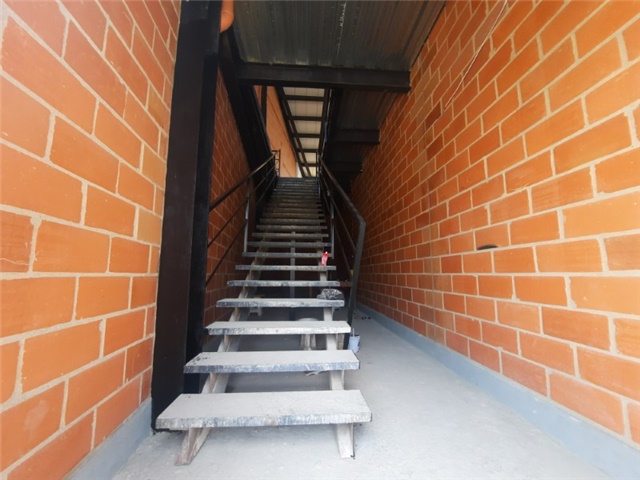 Local en arriendo en Simon Bolivar, Medellín, 290 m² · foto 5 de 5