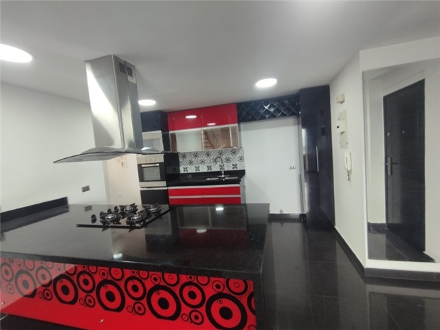 Apartment in Medellín, Patio Bonito, El Poblado - View 3